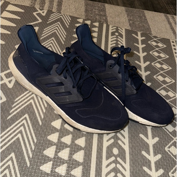 adidas Men's Ultraboost 22 Heat.rdy Running Shoes size 14 - Picture 2 of 2